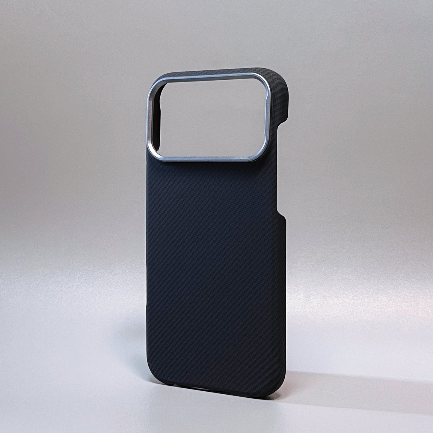 OVRN - Thin Magnetic Phone Case